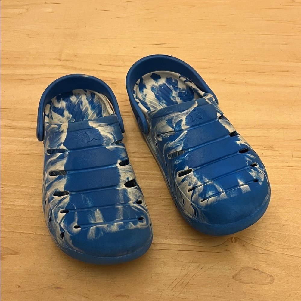 Kids Blue Clogs